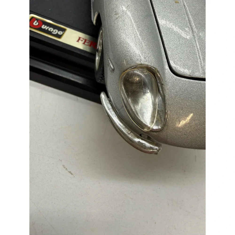 Bburago Ferrari 275 GTB 4 1966 Silver Diecast 1/24 Scale Model Car Italy Base